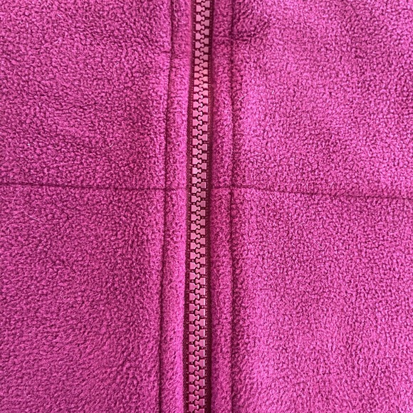 Lands’ End Fleece Vest - Picture 6 of 6